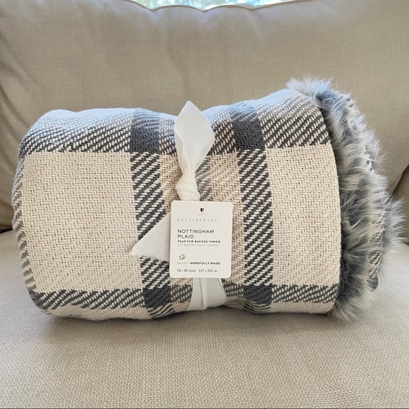Pottery Barn Bedding Pottery Barn Nottingham Faux Fur Plaid Throw